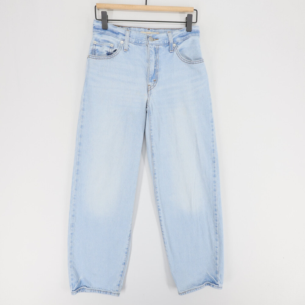 Levis Baggy Dad Jeans Womens 23x30 Blue Light Wash Mid Rise Straight Leg Premium